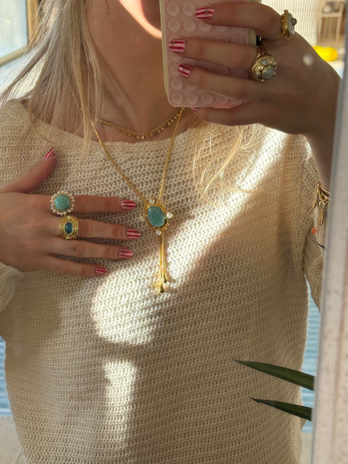 Trendy statement jewellery for summer outfits