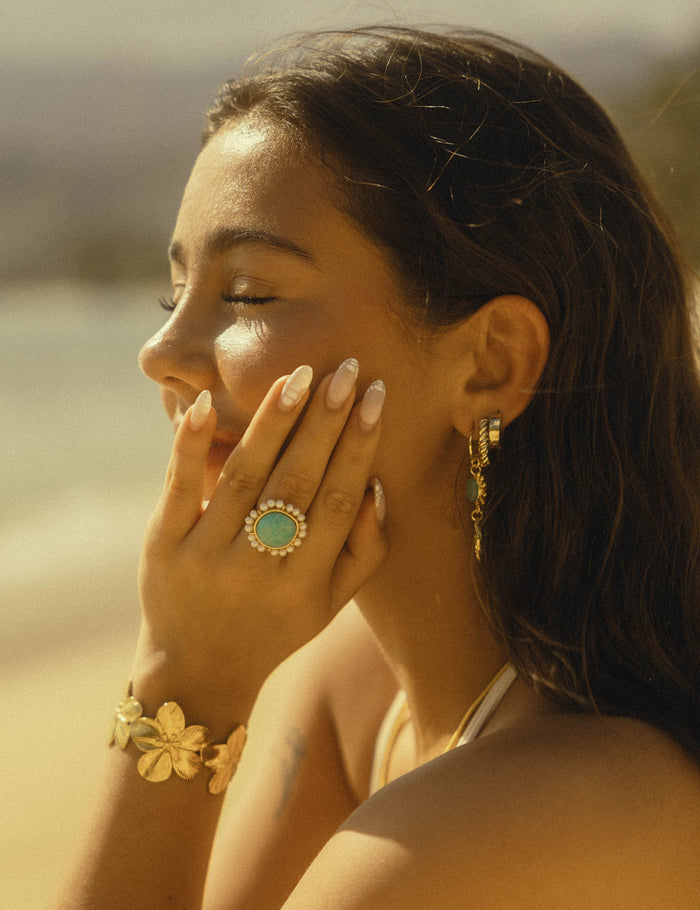 Ava Ring