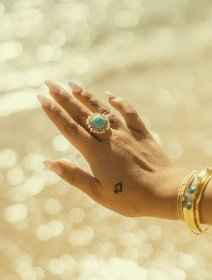 Ava Ring