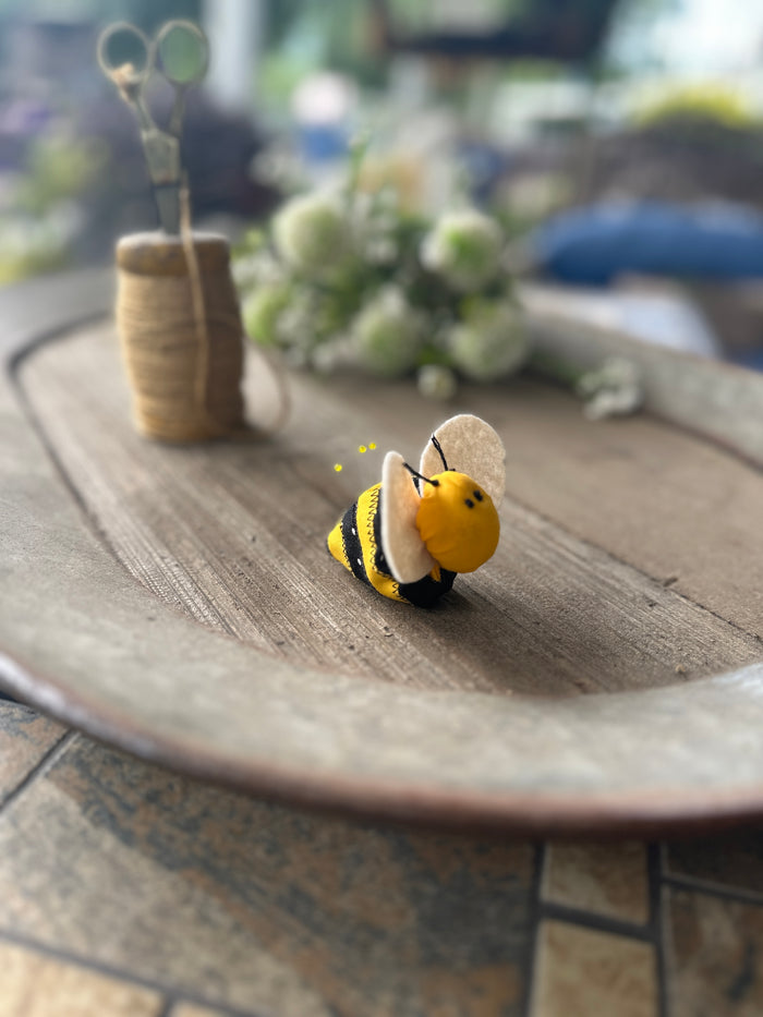 Bee Sharp Pincushion (Downloadable Sewing Pattern)