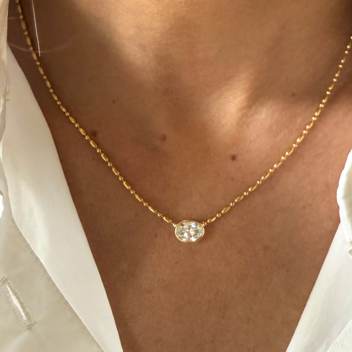 Bezel Oval Floating Necklace