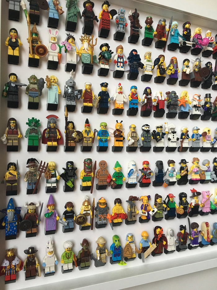 112 Lego Minifigures collector edition white frame display - Lego Minifigures Frame Display - 2
