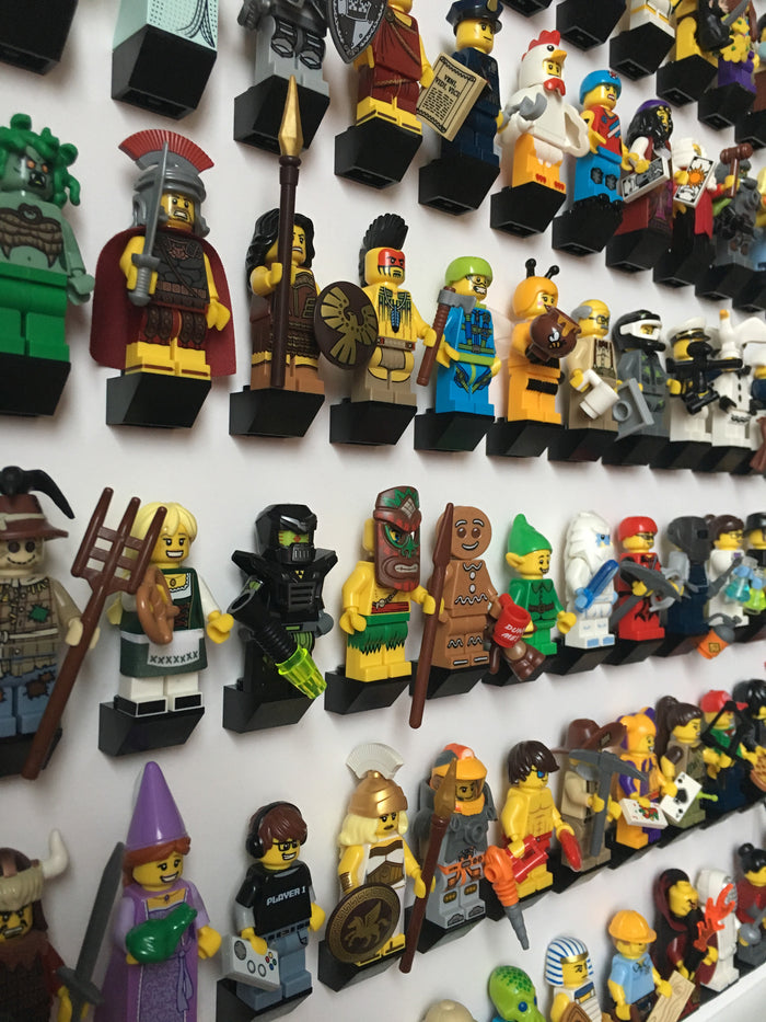 112 Lego Minifigures collector edition white frame display - Lego Minifigures Frame Display - 5