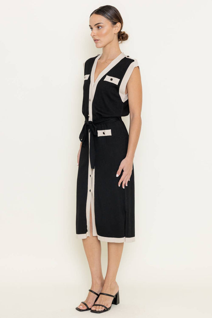 CONTRAST TRIM BUTTON-DOWN S/L SWEATER DRESS-DI8196FO: Black / Contemporary