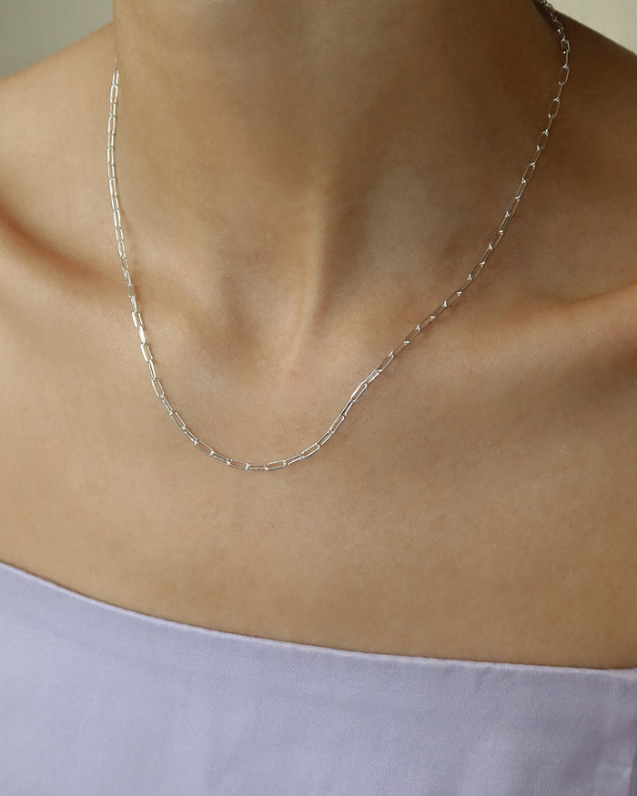Flat Drawn Chain Necklace