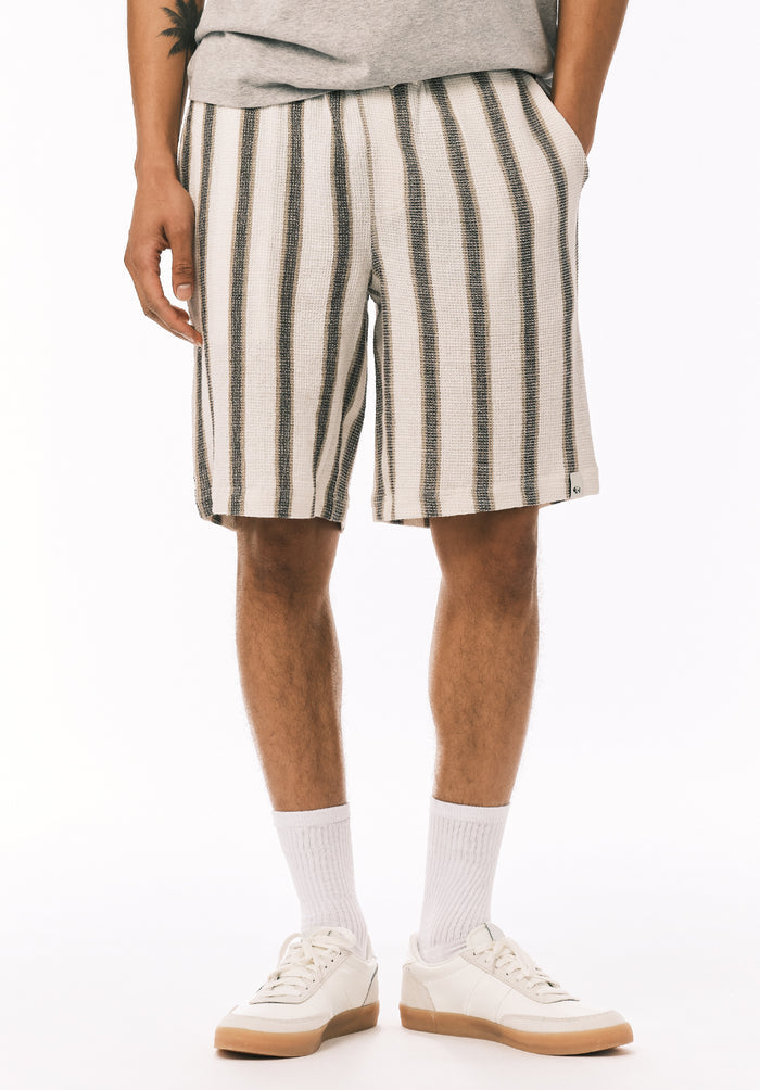 Buffalo Men Shorts White Woven Casual Shorts Back Pockets Elastic Waistband