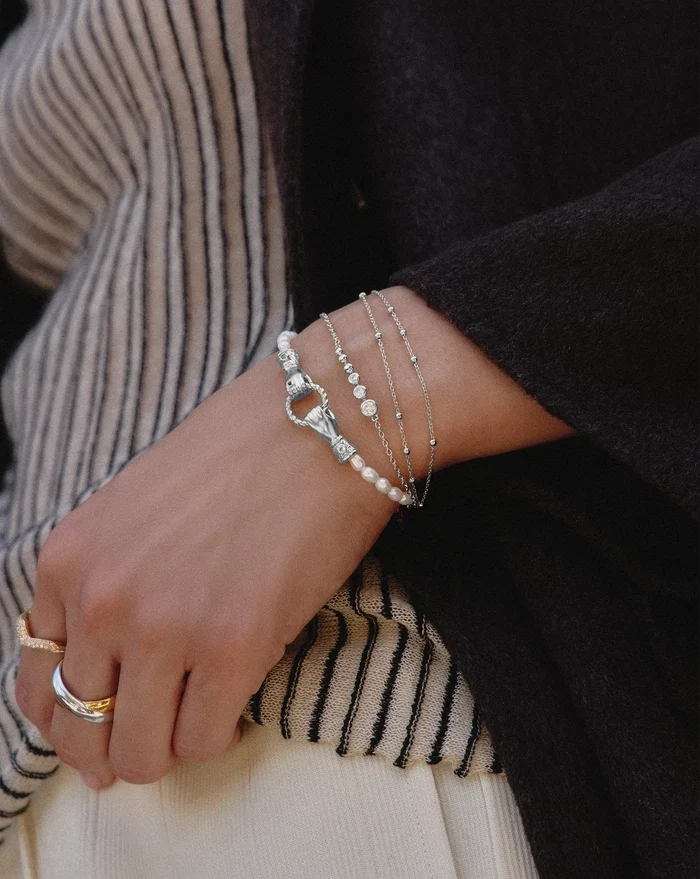 Harris Reed In Good Hands Pearl Bracelet | Silver Plated/Pearl Bracelets Missoma