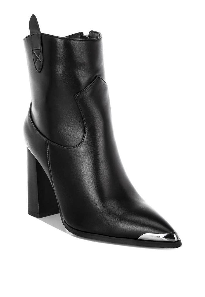 Hatter Pointed Toe Faux Leather Boots: Black