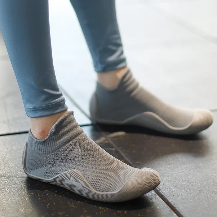Graphite Glow / 6.5 (39 EU)