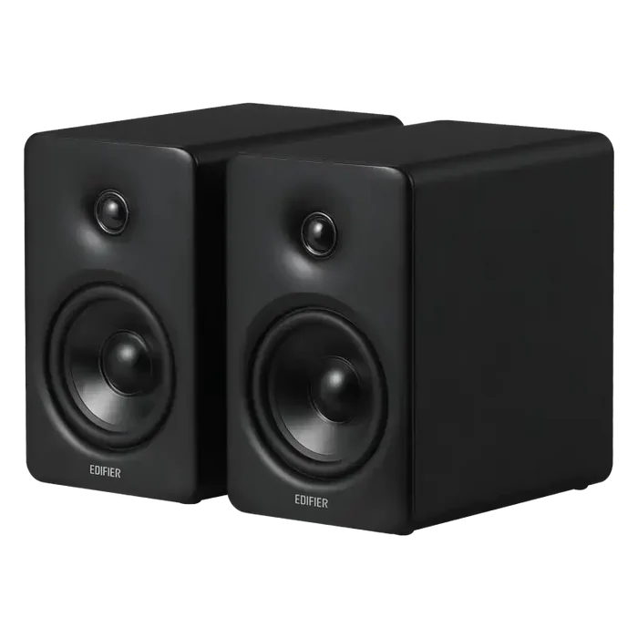 M90 Compact Active Speaker