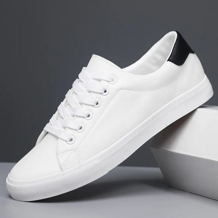 White Black 01 / EU 39 / US 6.5 / UK 6 / AU 6.5