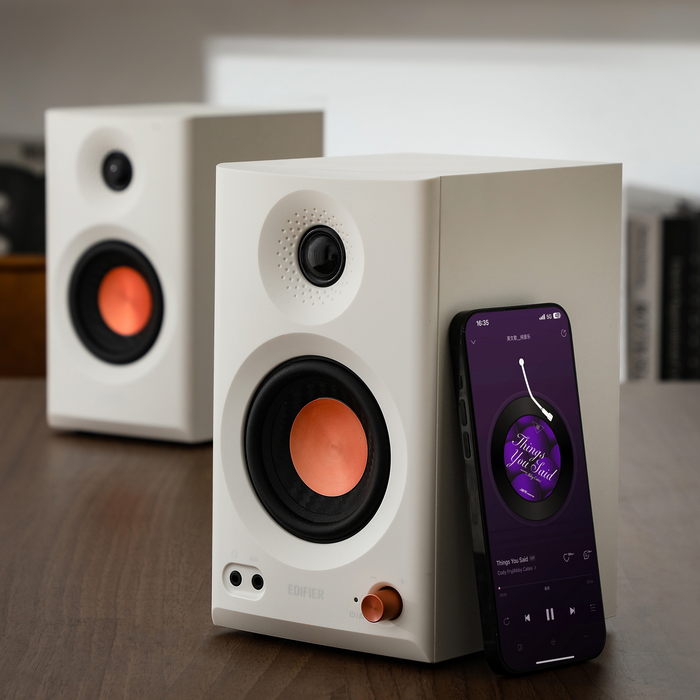 MR3 Powered Studio Monitor Speakers (Certified Refurbished)
