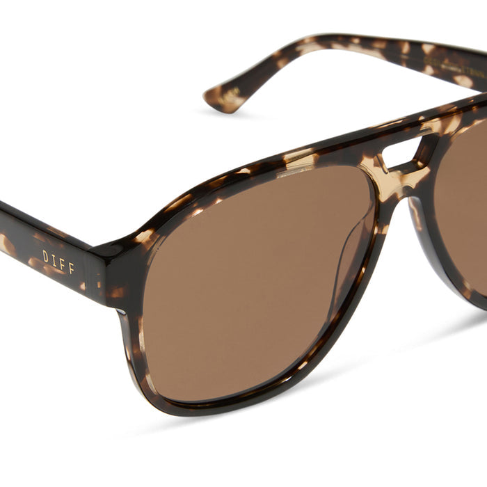 jessie james decker x diff eyewear featuring the nash navigator sunglasses with a espresso tortoise frame and brown lenses detailed view