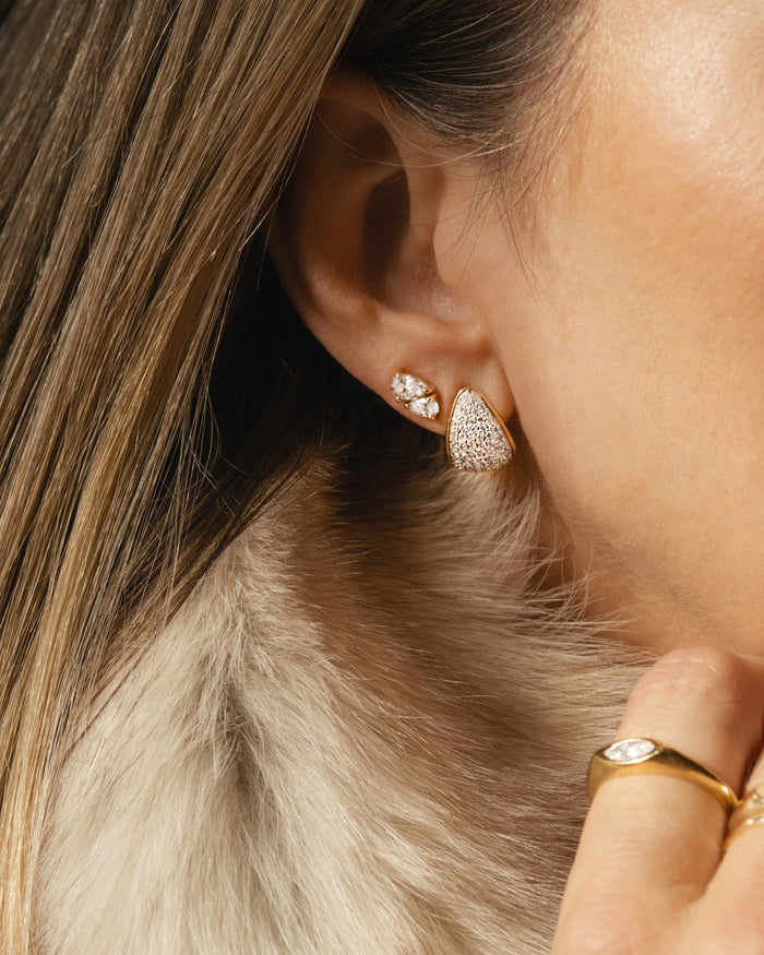 Pavé Claw Earrings