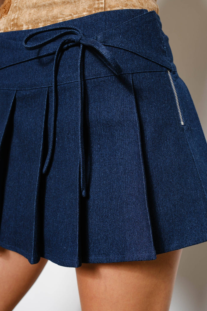 PLEATED DENIM MINI SKIRT: Denim / M