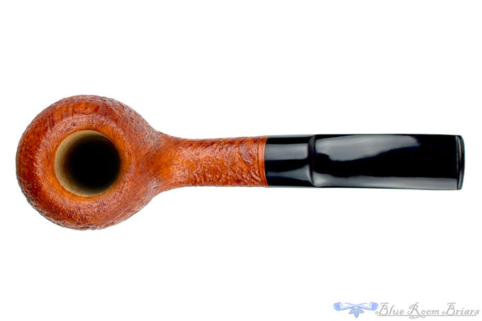 Blue Room Briars is proud to present this RC Sands Pipe 1/4 Bent Sandblast Pumpkin