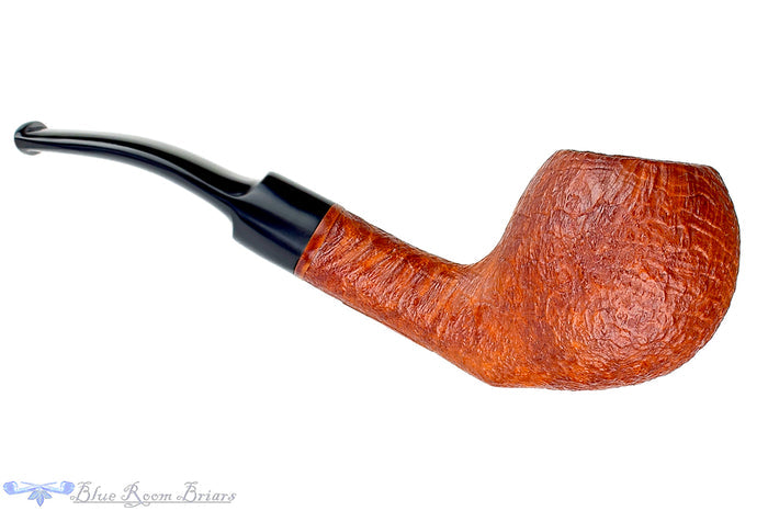 Blue Room Briars is proud to present this RC Sands Pipe 1/4 Bent Sandblast Pumpkin
