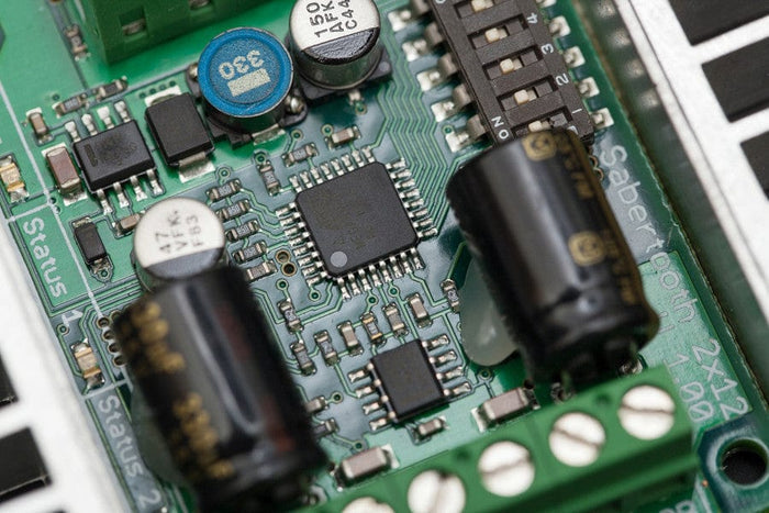 Sabertooth dual 12A motor driver [discontinued] by DimensionEngineering - The Pi Hut