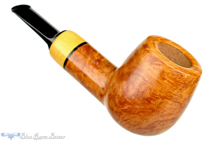 Blue Room Briars is proud to present this Sergey Cherepanov Pipe Billiard Egg with Boxwood