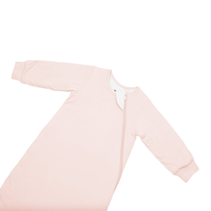 Zipper garage on Kyte Baby bamboo Slumber Bag in Blush