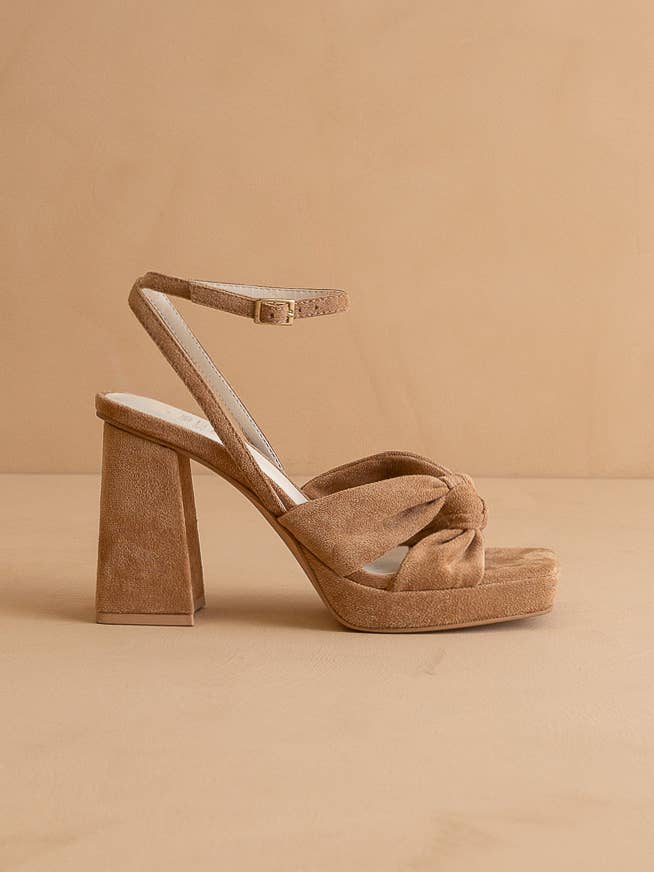 The Zoey Almond | Knotted Band Platform Heel: Almond
