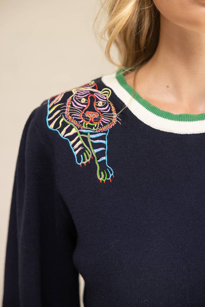 Tiger Embroidered Shoulder Knit Top L