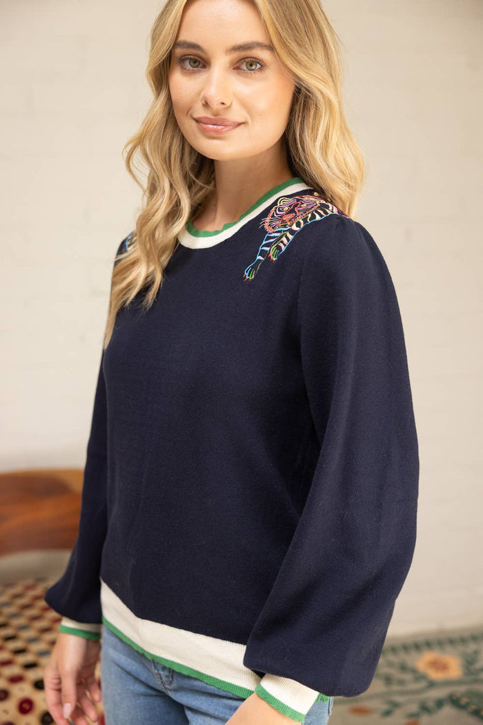 Tiger Embroidered Shoulder Knit Top M