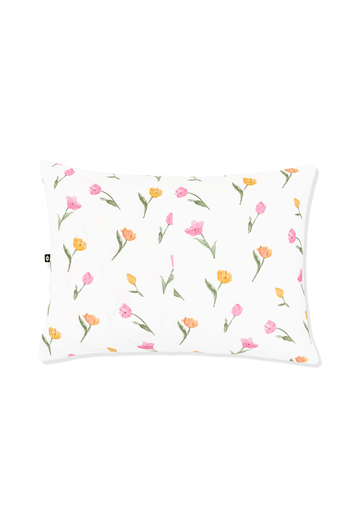 Back of the Toddler Pillowcase in Tulip showing the envelope closure