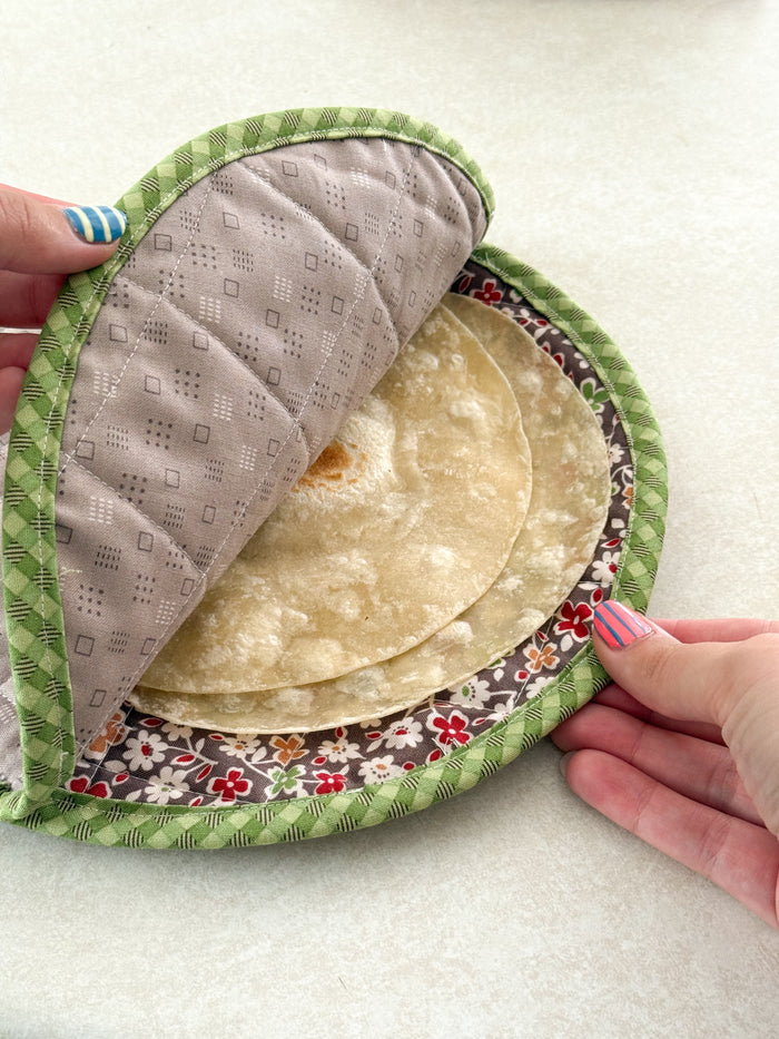 Tortilla Warmer (Downloadable Sewing Pattern)