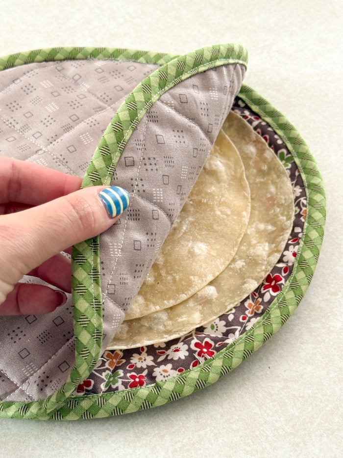 Tortilla Warmer (Downloadable Sewing Pattern)