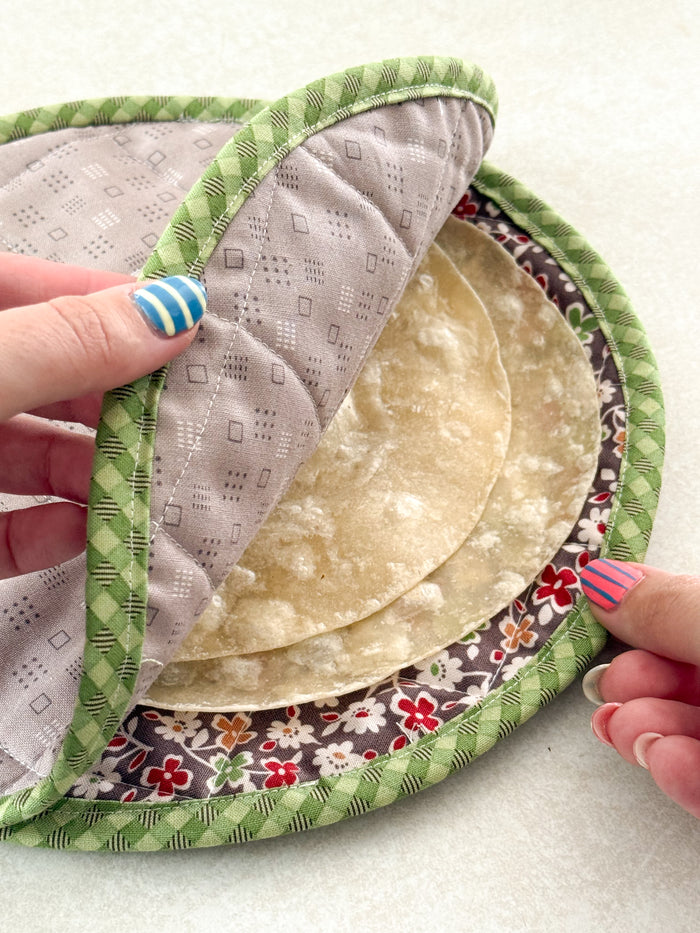 Tortilla Warmer (Downloadable Sewing Pattern)