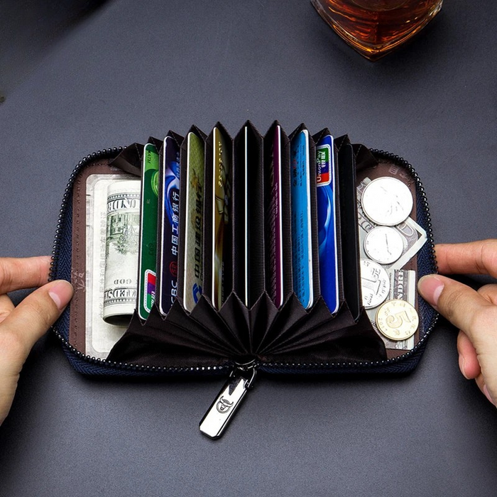 Vinthentic BULLCAPTAIN Compact RFID Leather Card Holder